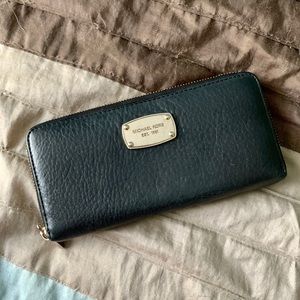 Black Michael Kors Leather Wallet Large